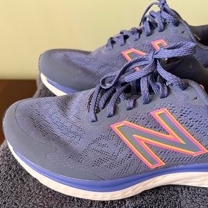 New Balance Fresh Foam 680 Running shoe; Women's 9.5 Wide (D)